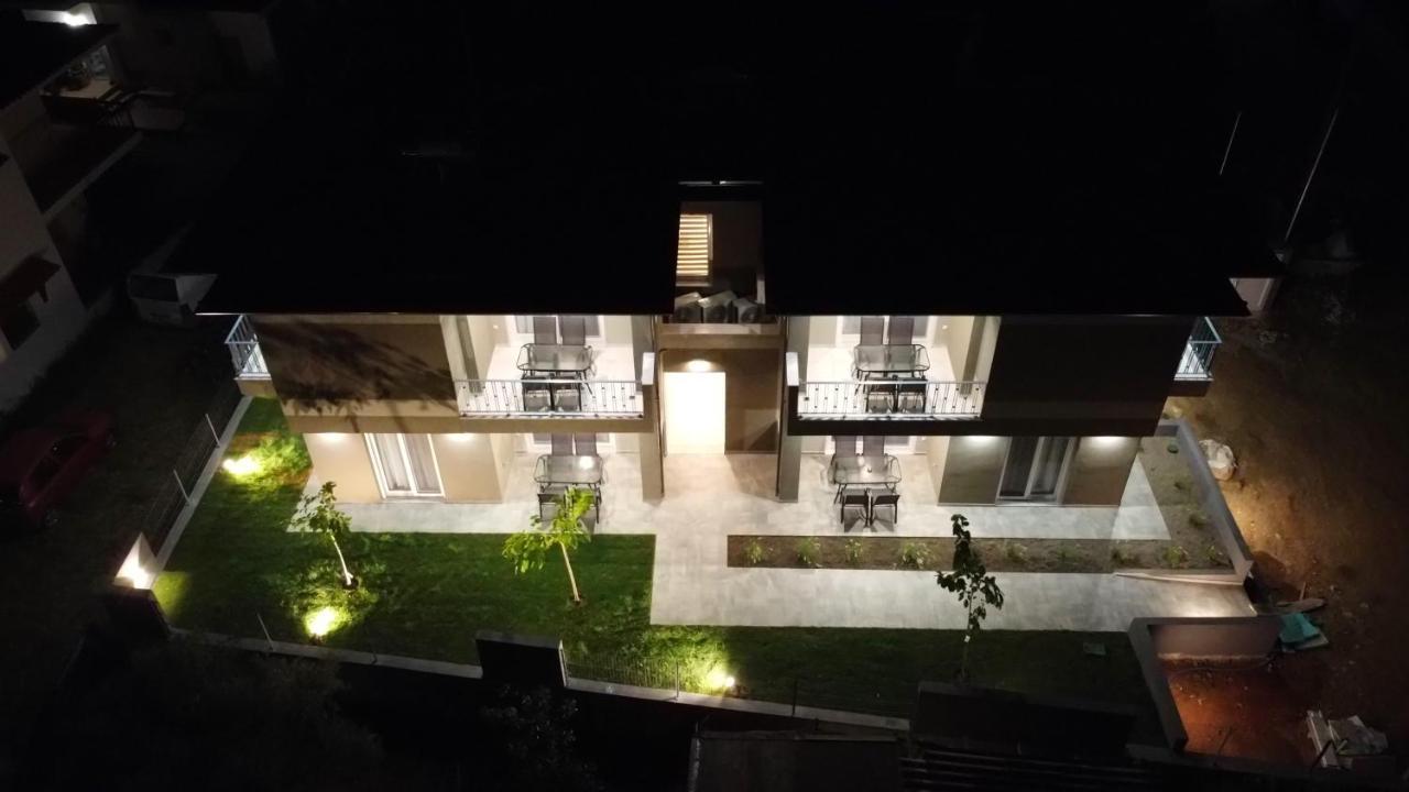ניקיטי Kasta Family Apartments מראה חיצוני תמונה
